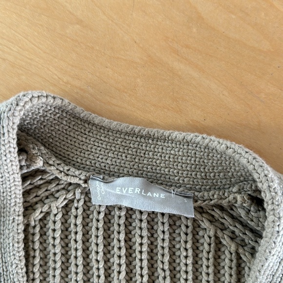 Everlane cropped cardigan- size Small - Picture 3 of 3